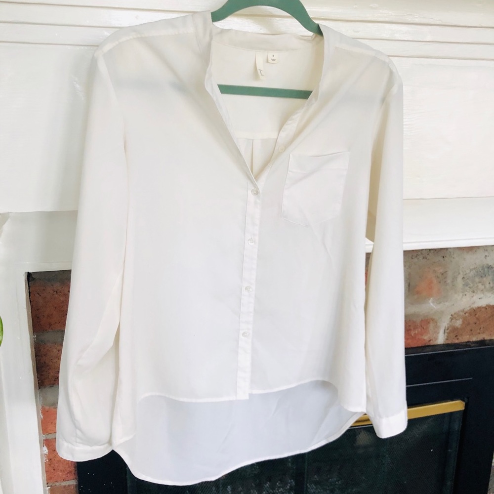 Frenchi cream colored blouse